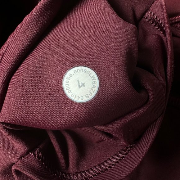 LULULEMON 3/4 High Rise Length Mesh Detail Legging - Burgundy / Wine - S… - Picture 2 of 4